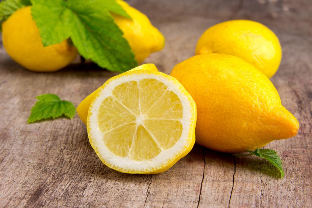 درمان خانگی قارچ پوست سر با لیمو