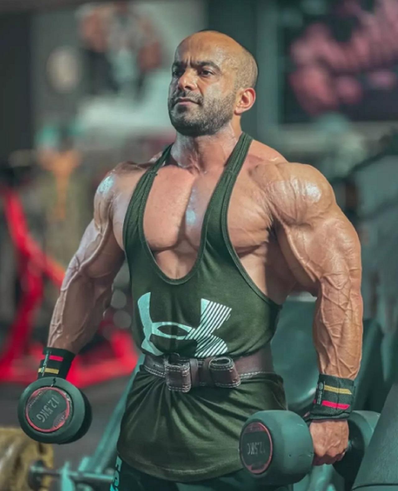 مشکلات جسمی فرامرز عزیزی و درمان پزشکی