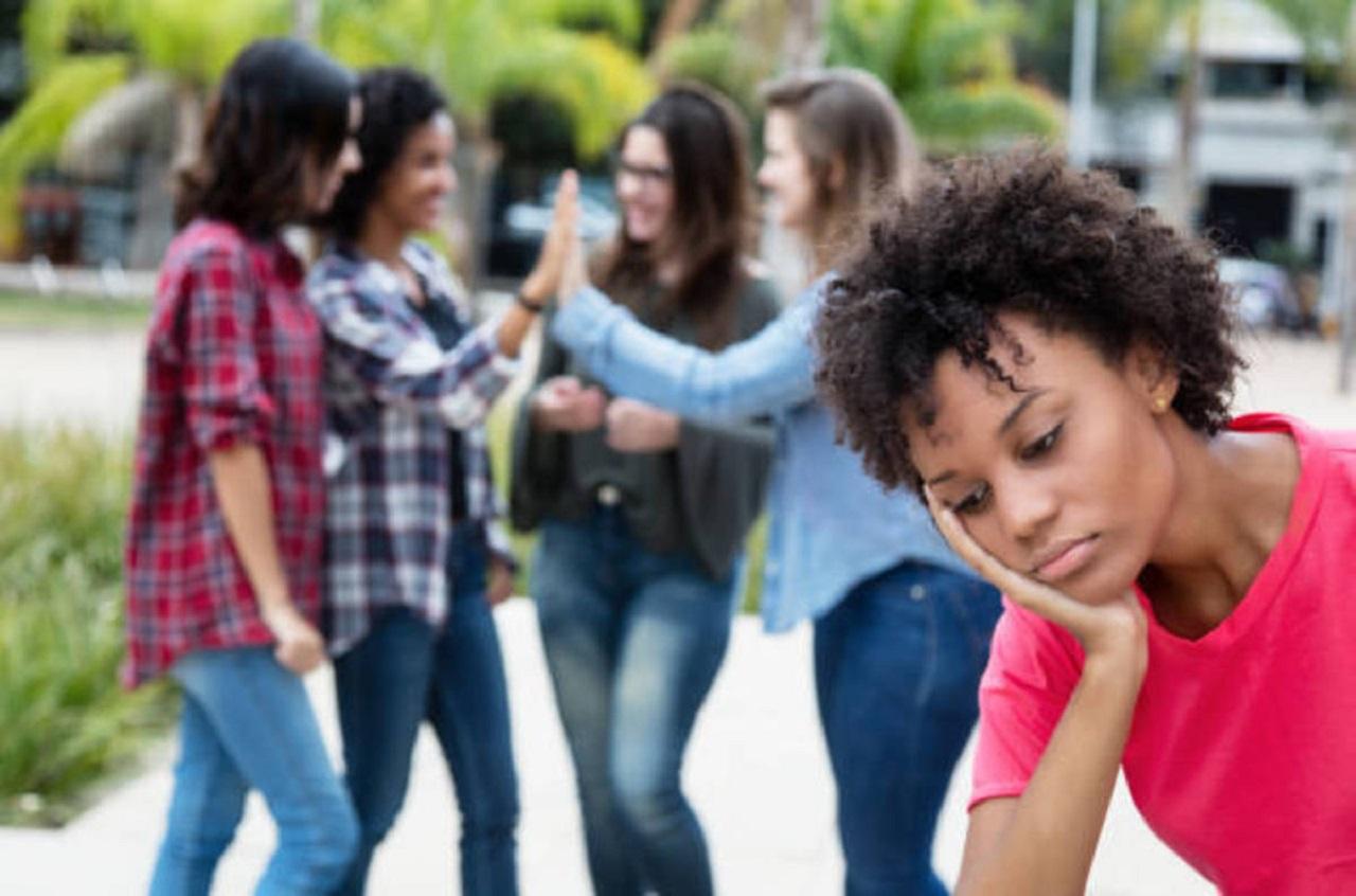 چرا احساس عقب ماندن این&zwnj; قدر آسان است؟