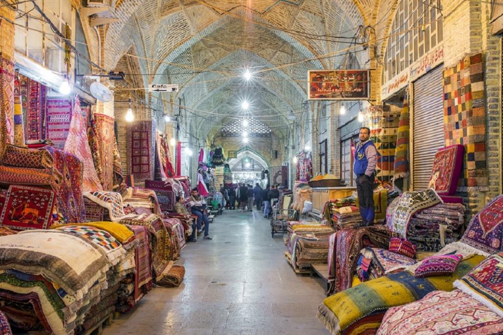 جاهای دیدنی شیراز : بازار وکیل