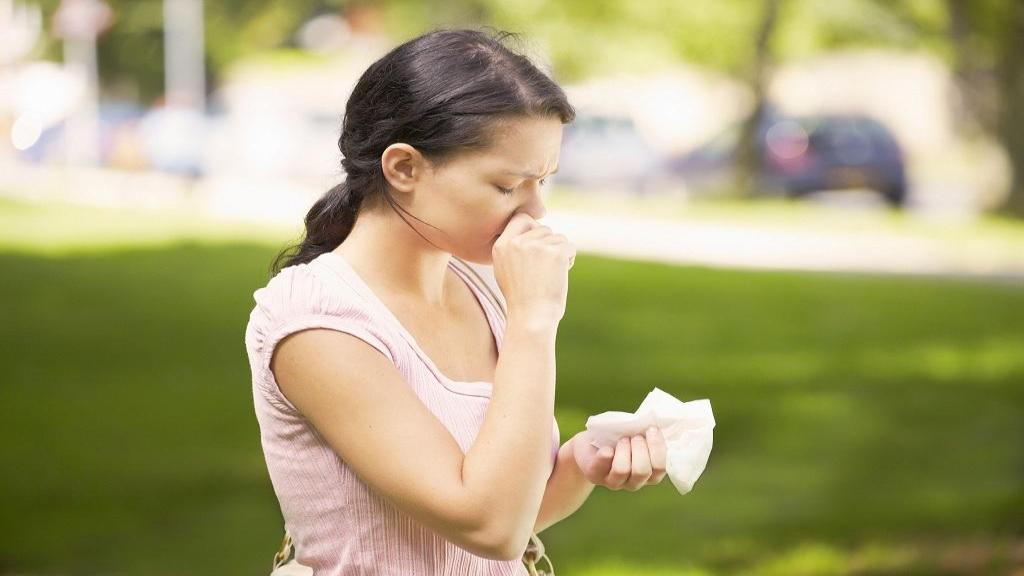 علت سرماخوردگی در تابستان چیست؛ علائم و درمان سرماخوردگی تابستانی