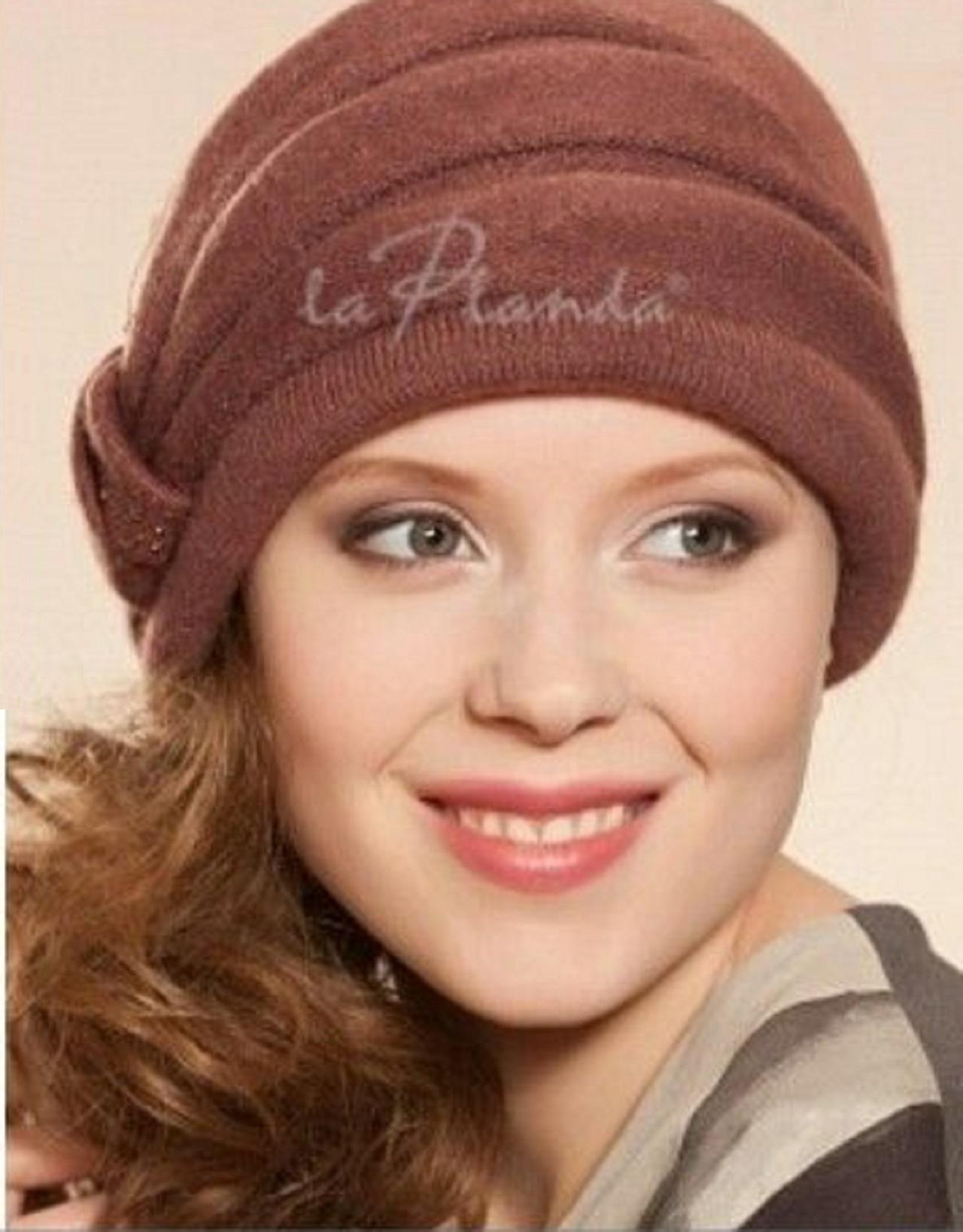 مدل کلاه بافتنی دخترانه ساده و مینیمال 6