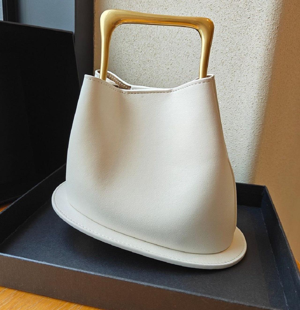 مدل کیف مجلسی زنانه چرم سفید2