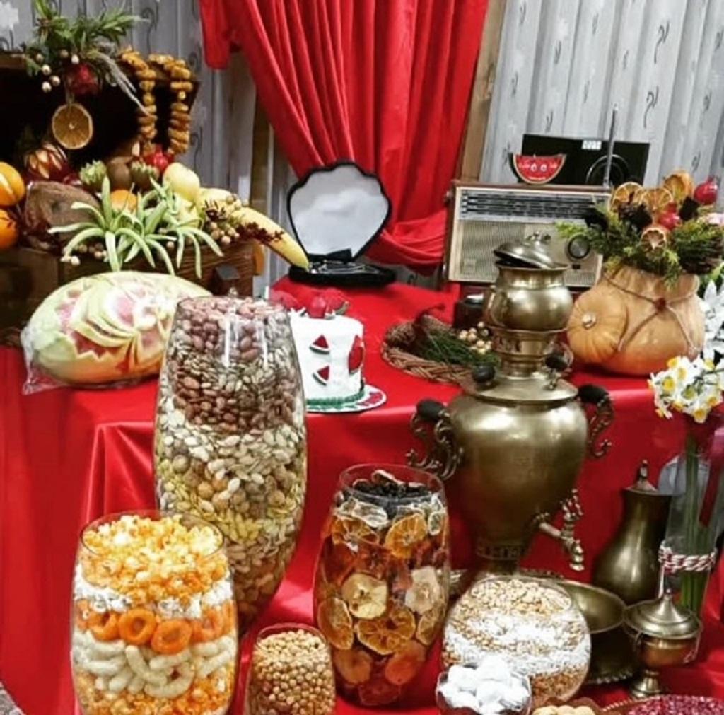 تزیین شب یلدا برای عروس ساده