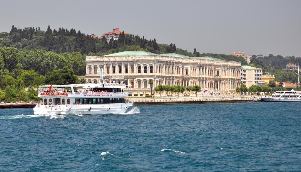 کاخ چراغان استانبول کجاست