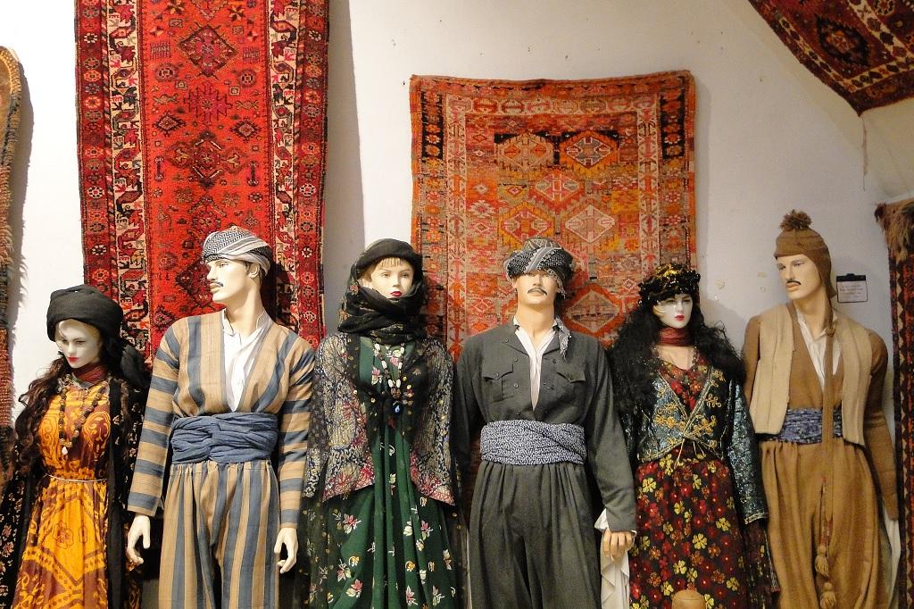 لباس محلی اقوام کرد ایرانی