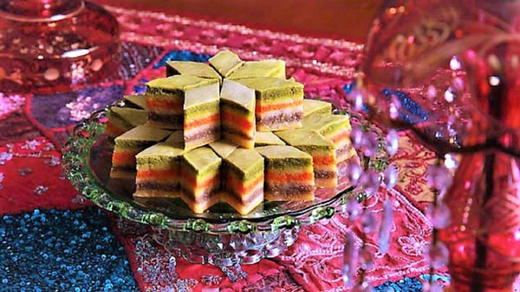 آداب و رسوم مردم قزوین در عید نوروز:شیرینی های نوروزی قزوین