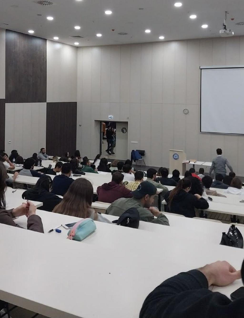 شعر در مورد روز دانش آموز