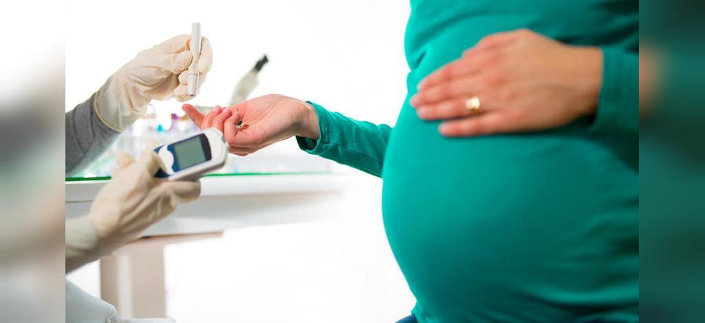 عوارض جانبی مصرف انبه در بارداری