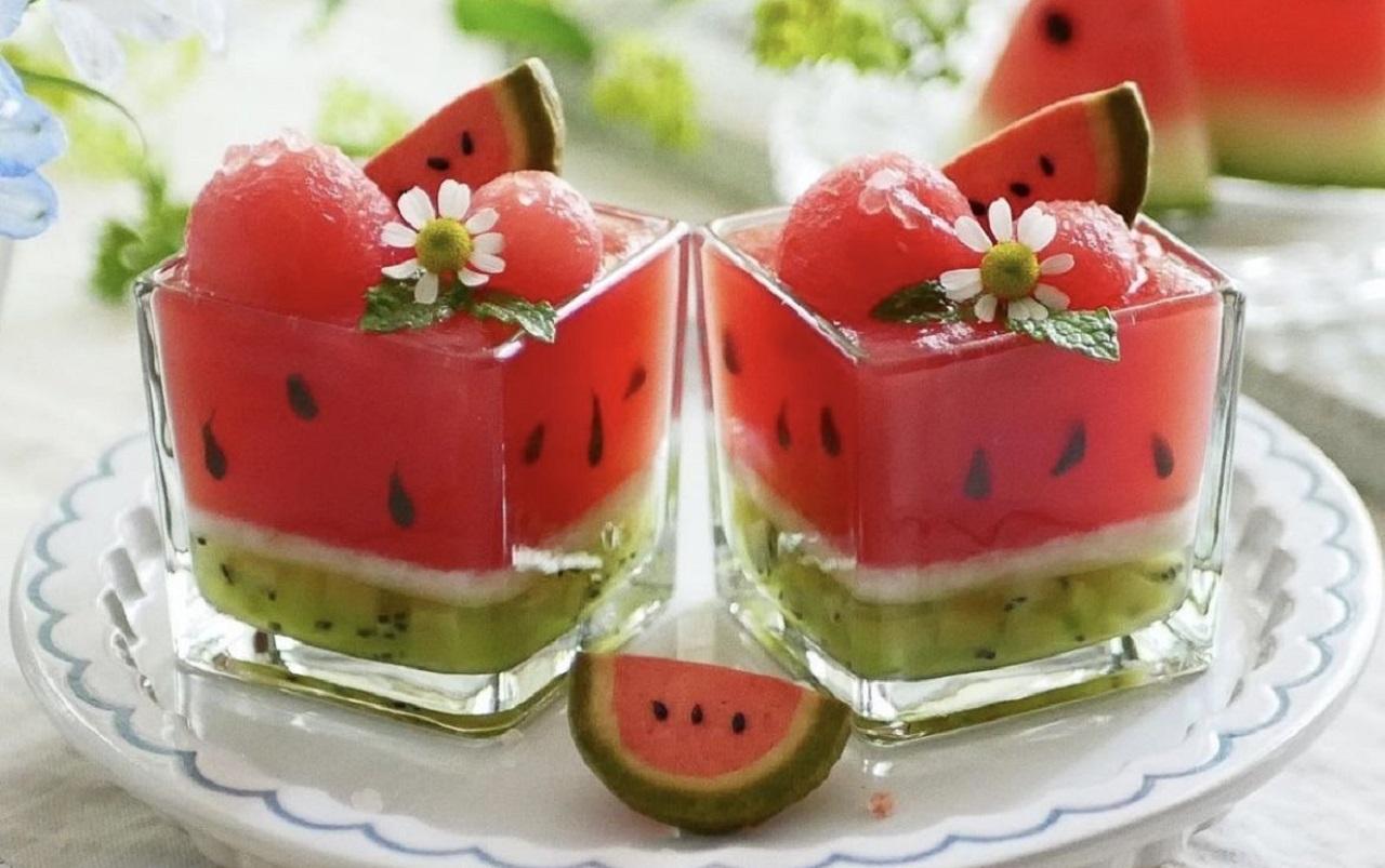 مدل ژله لیوانی هندوانه ای برای شب یلدا 2