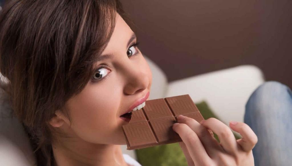آیا شکلات باعث جوش زدن می شود؟