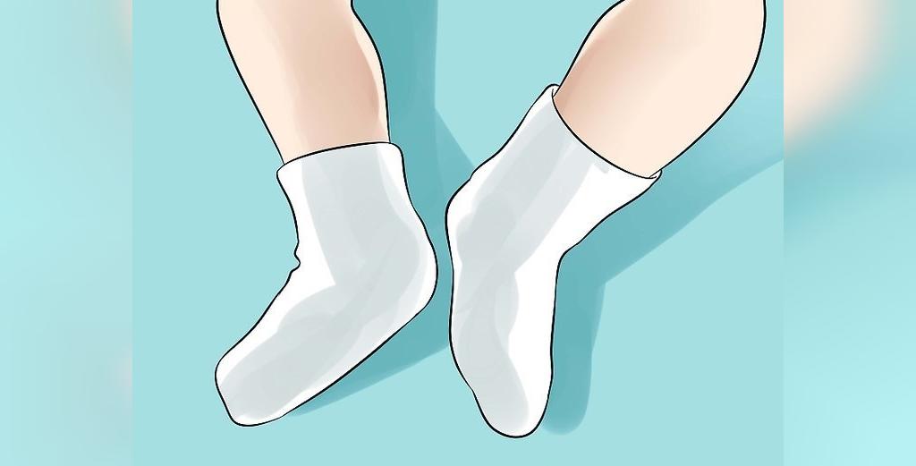 در تابستان جوراب پای کودک نکنید