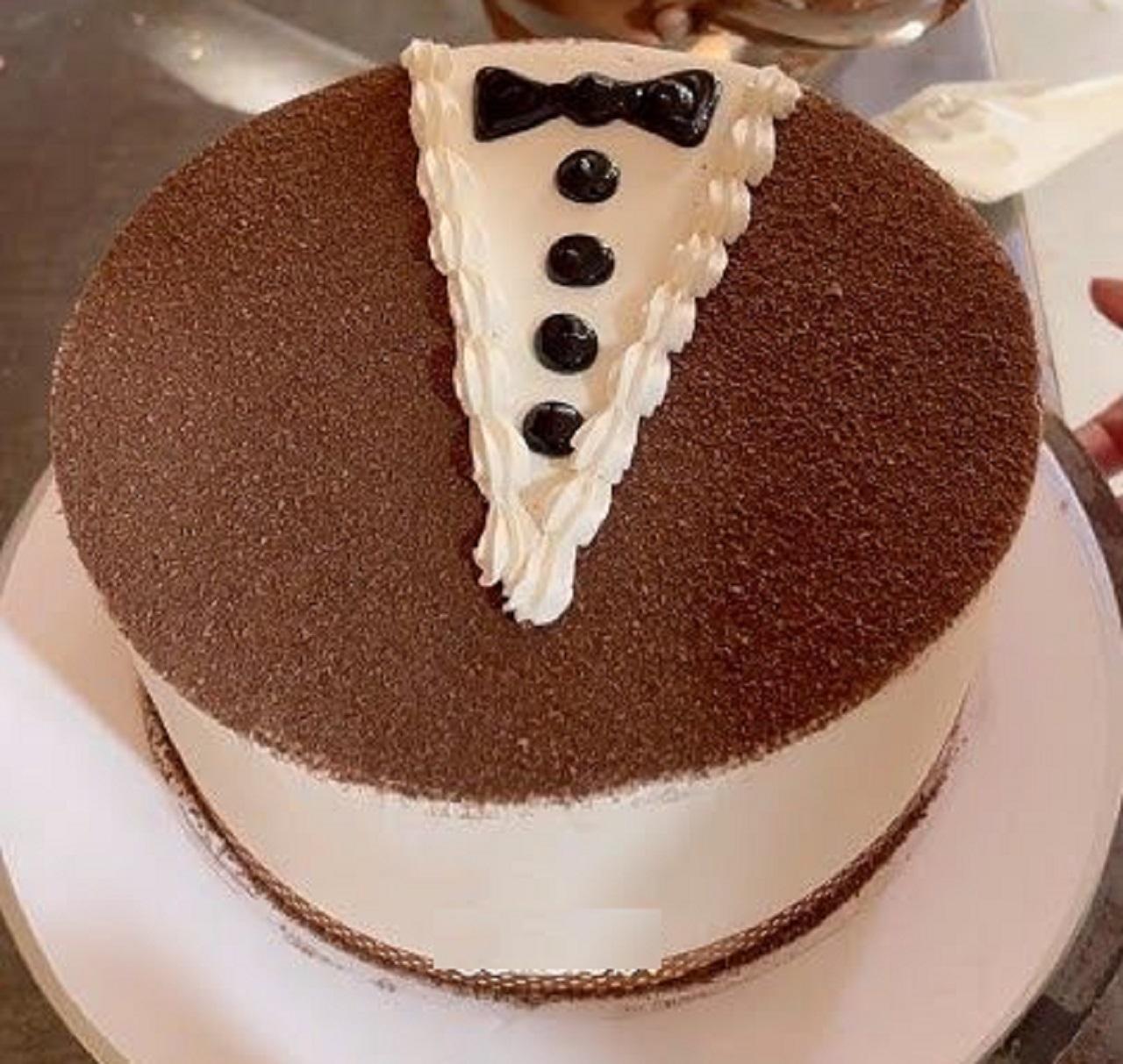 مدل کیک روز مرد بدون فوندانت 1