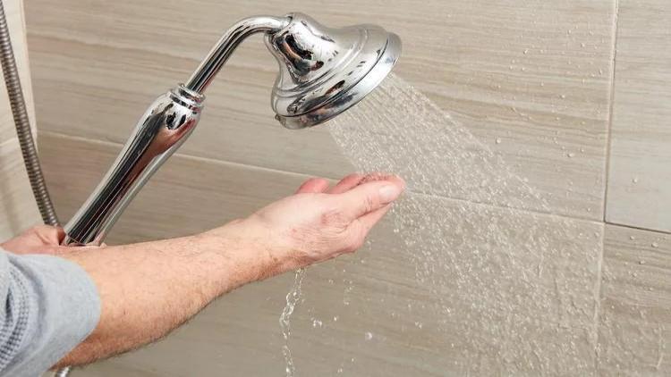رفع مشکل سرد و گرم شدن ناگهانی آب در حمام و آبگرمکن دیواری