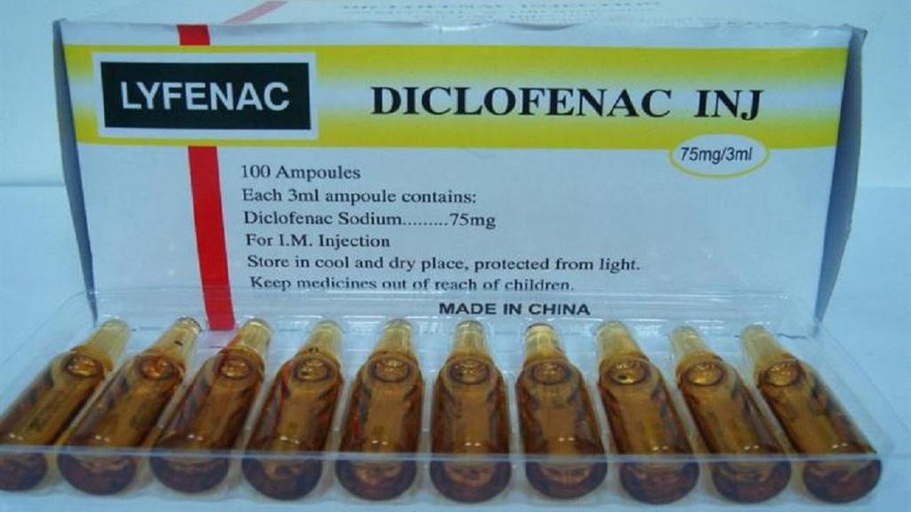 آمپول دیکلوفناک برای چیست؛ کاربرد و عوارض آمپول (Diclofenac)