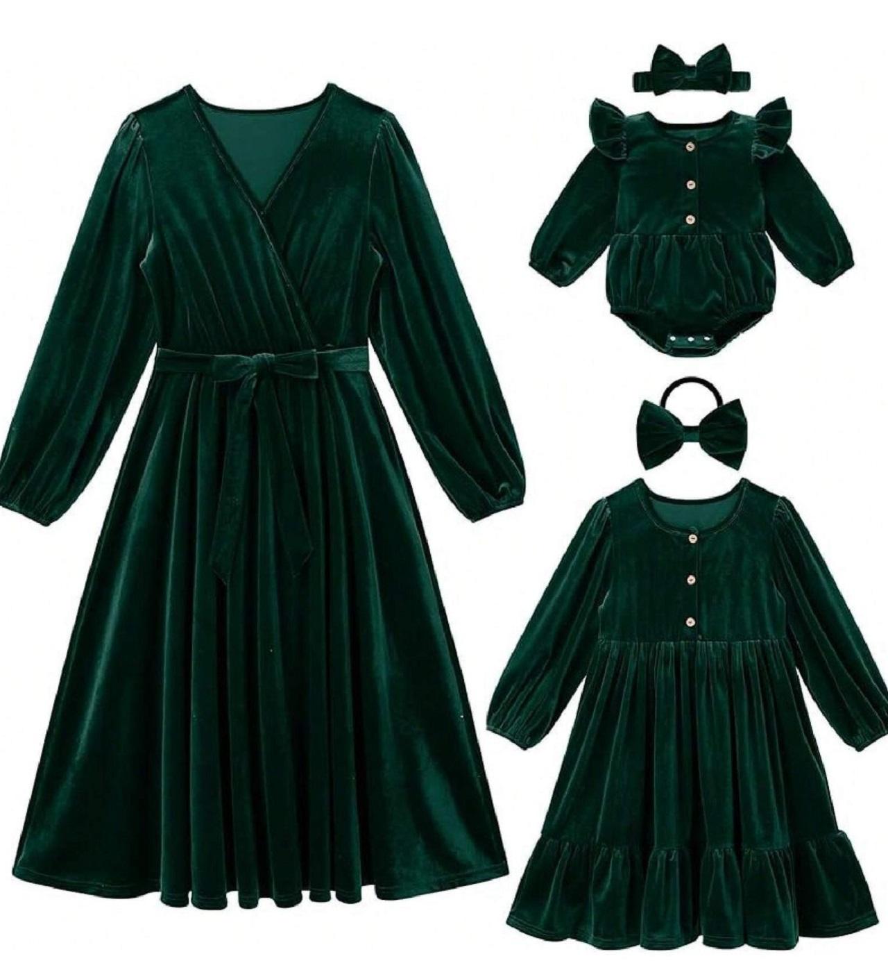 لباس ست یلدایی مادر و دختری سبز مخمل