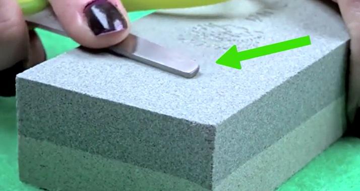 نحوه تیز کردن قیچی کند 10