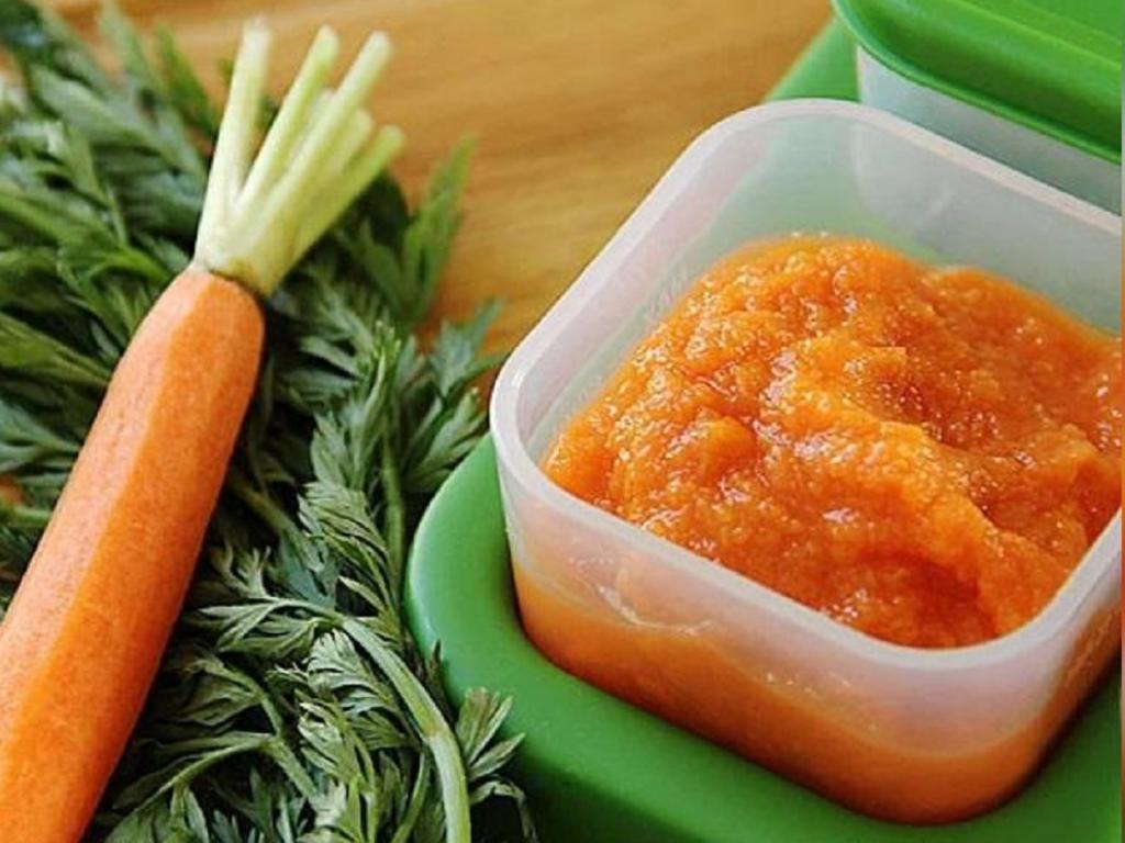 طرز تهیه پوره هویج بدون شیر برای کودک