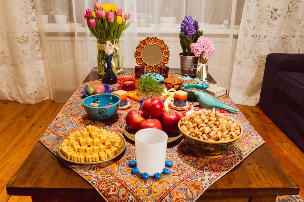 تزیین میز عید نوروز ساده15