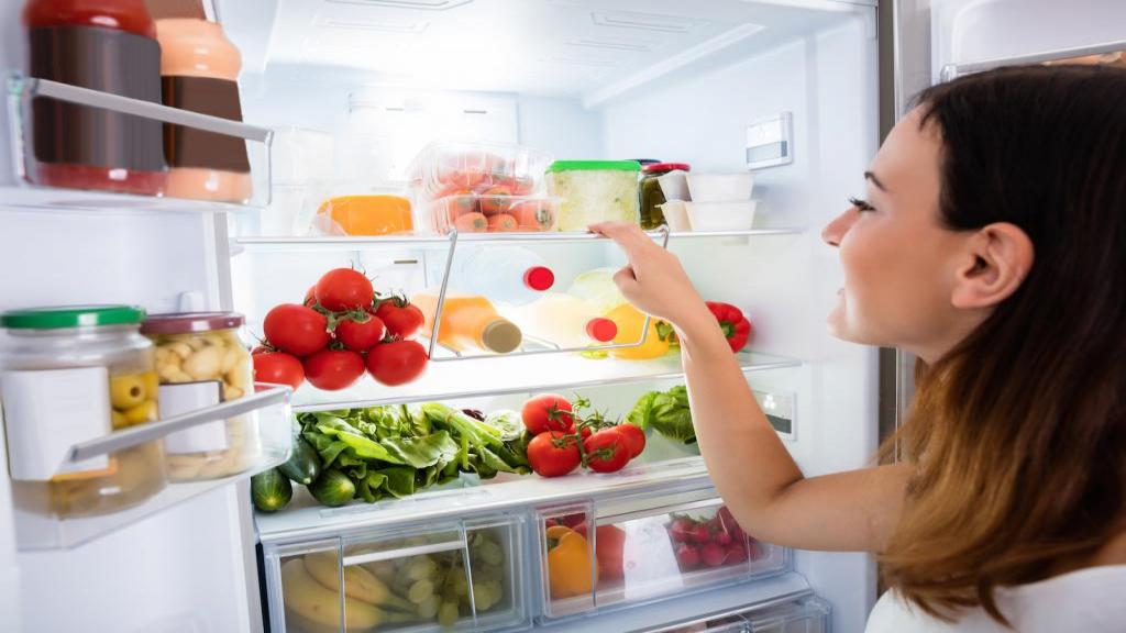 روش های صحیح نگهداری غذای کودک در یخچال و فریزر + نکات آن