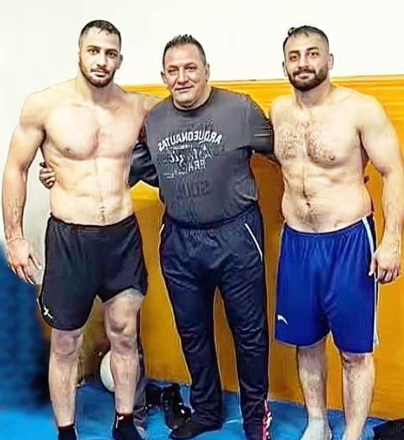 عکس پدر و برادر امیرعلی آذرپیرا