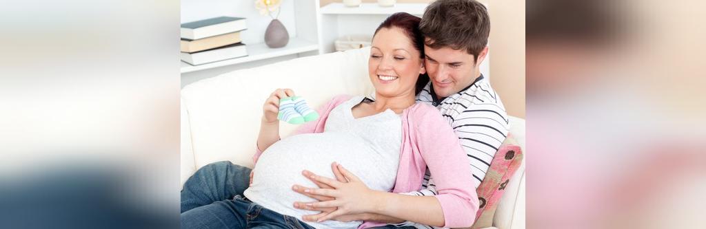 مدل فانتزی عکس بارداری با همسر در خانه 
