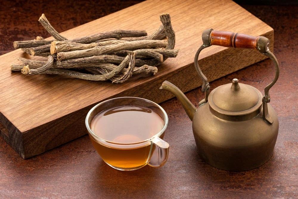 بهترین چای کاهش علائم یائسگی 2