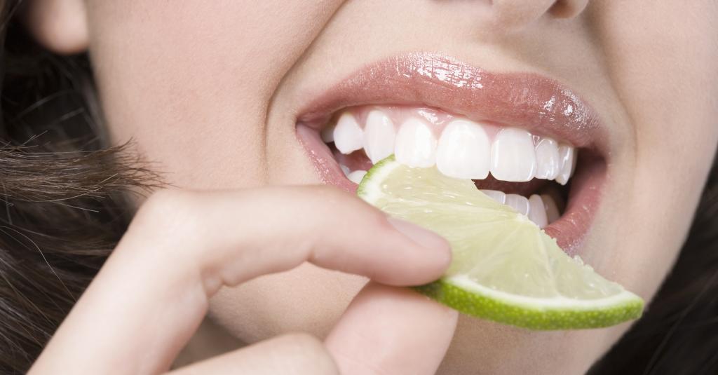 روش جلوگیری از ایجاد طعم فلز در دهان در بارداری