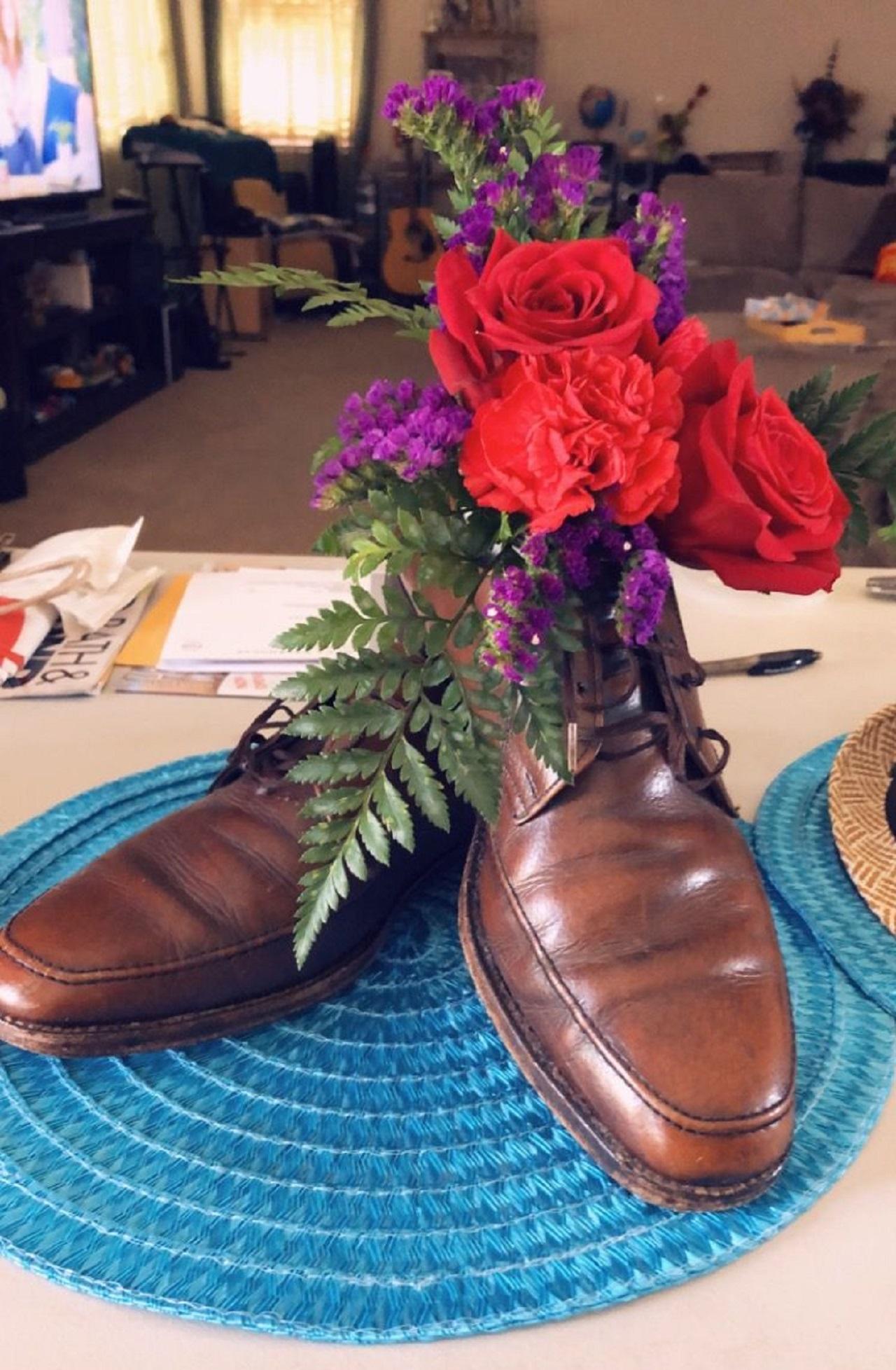 مدل تزیین میز روز مرد 8