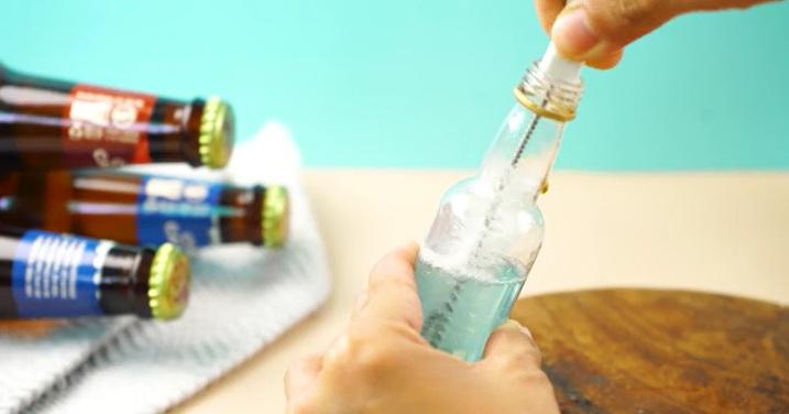 نحوه تمیز کردن بطری شیشه ای 2