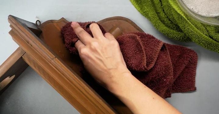 نحوه تمیز کردن چوب قدیمی 6