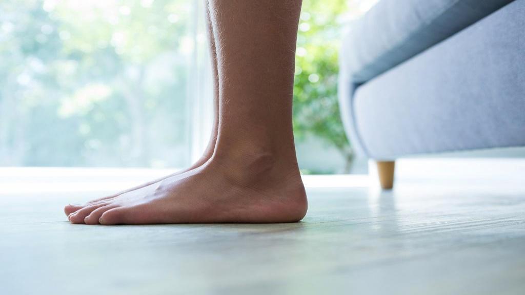 درمان کف پای صاف با ورزش؛ بهترین حرکات اصلاحی صافی کف پا