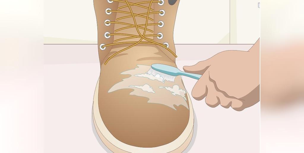 راه حل پاک کردن کفش های نبوک و جیر با مسواک