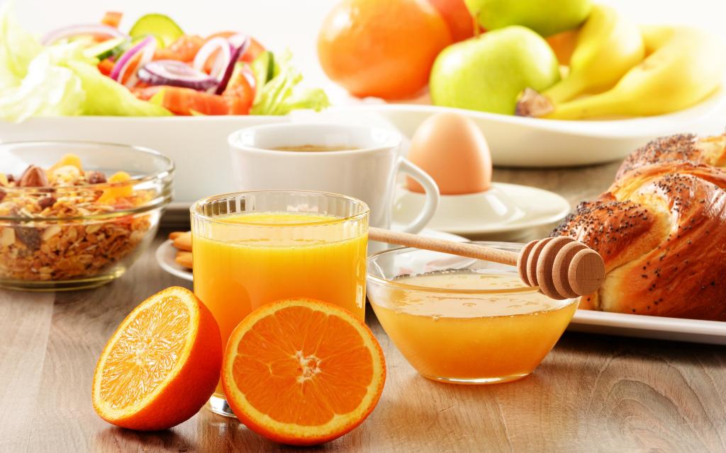 خواص آب پرتقال در صبحانه