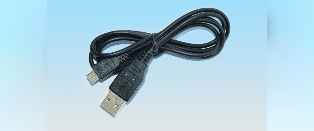 USB انتقال فایل از کامپیوتر به گوشی اندروید با استفاده از کابل 