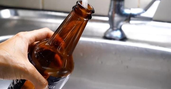 نحوه تمیز کردن بطری شیشه ای 21
