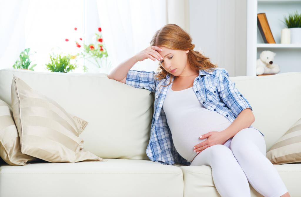 چه عواملی باعث پرکاری تیروئید در دوران بارداری می شود؟ 