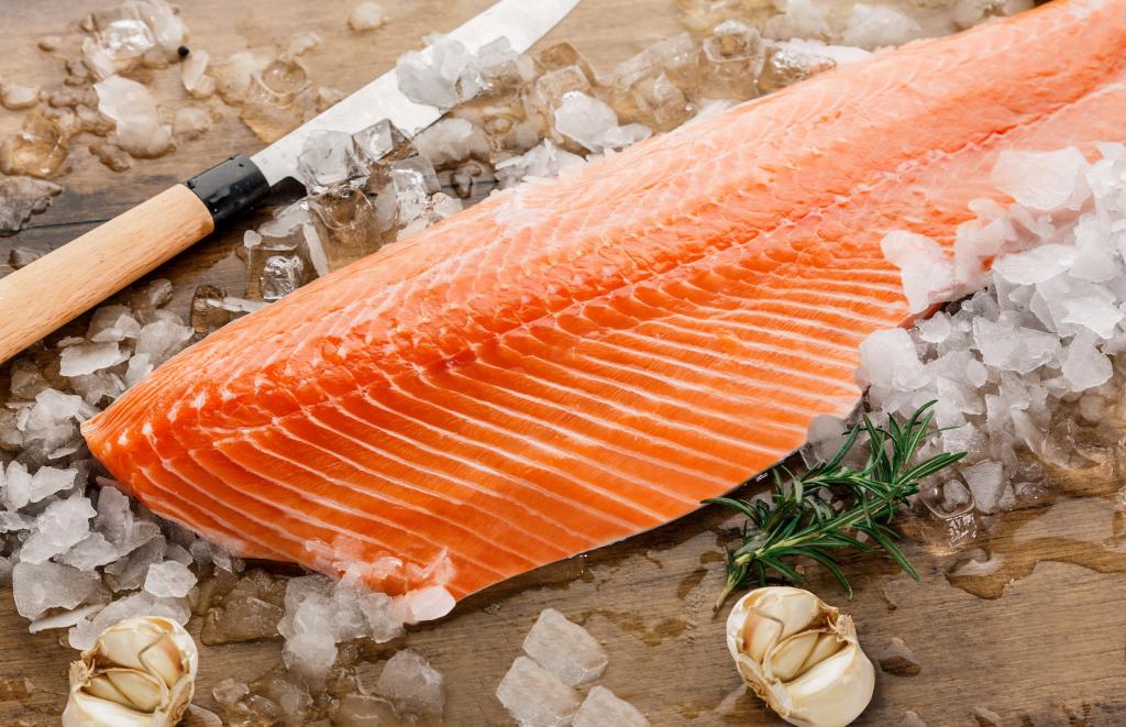خواص ماهی سالمون برای بیماری قلب و عروق
