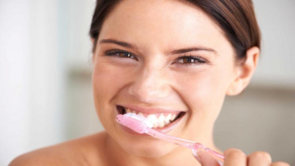 بهداشت دهان و دندان، بیماری های دهان و دندان، نقش ویتامین ها در سلامت دندان