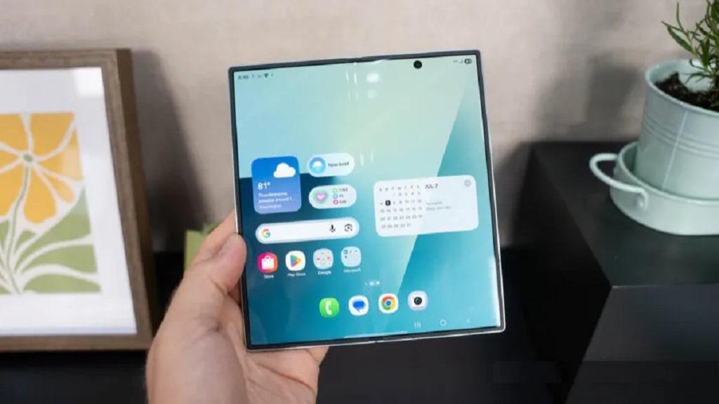 5 گوشی اندرویدی که بهتر است به جای Galaxy Z Fold 7 بخرید