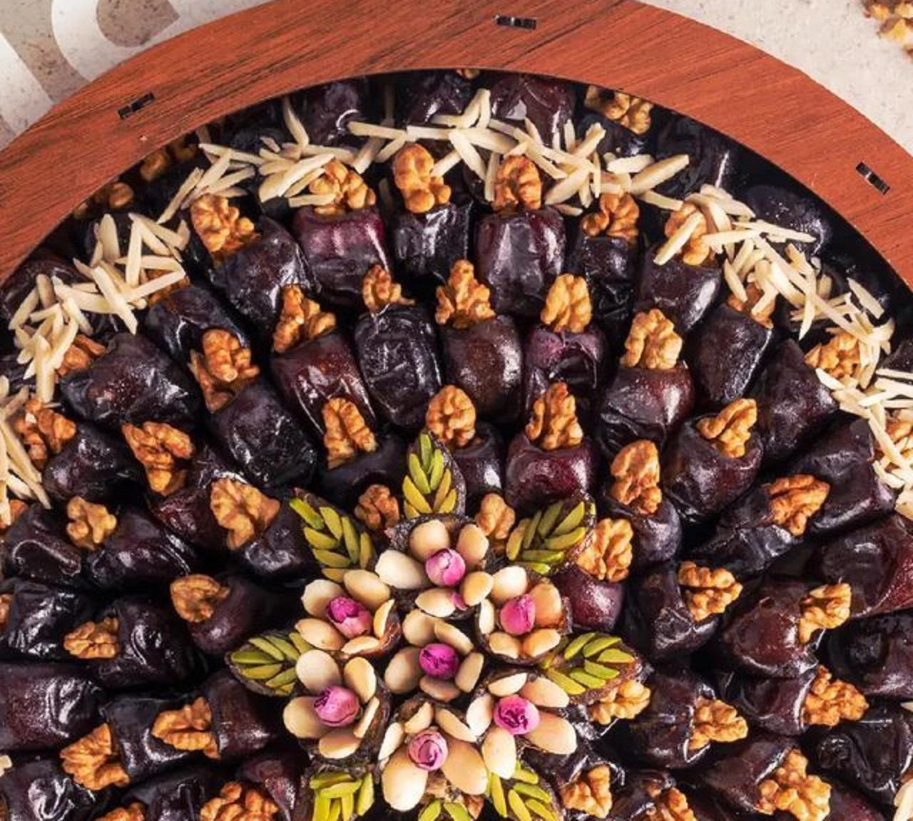 مدل تزیین خرما ساده و شیک 5