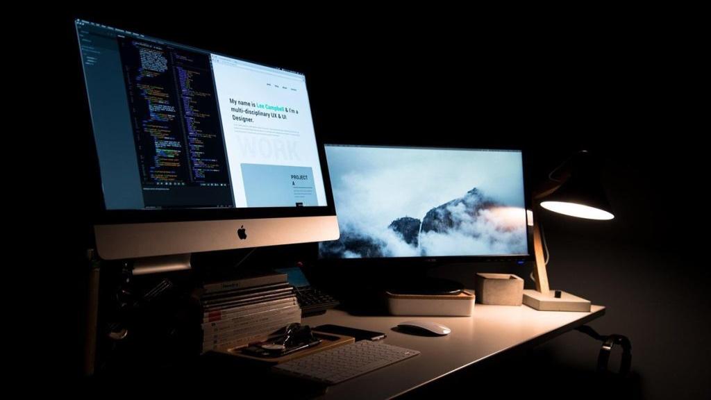 نحوه رفع مشکل بلوری و تار بودن صفحه مانیتور در مک (Mac)