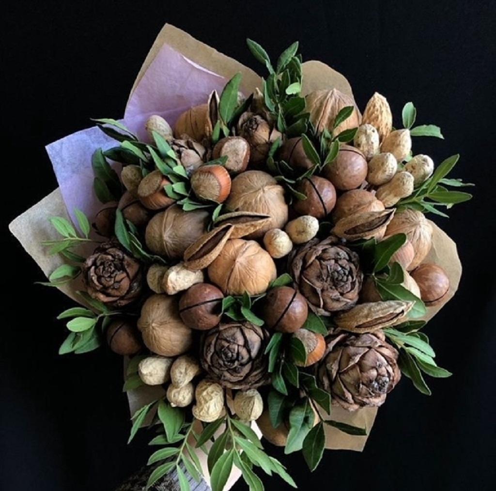 تزیین شب یلدا برای عروس ساده