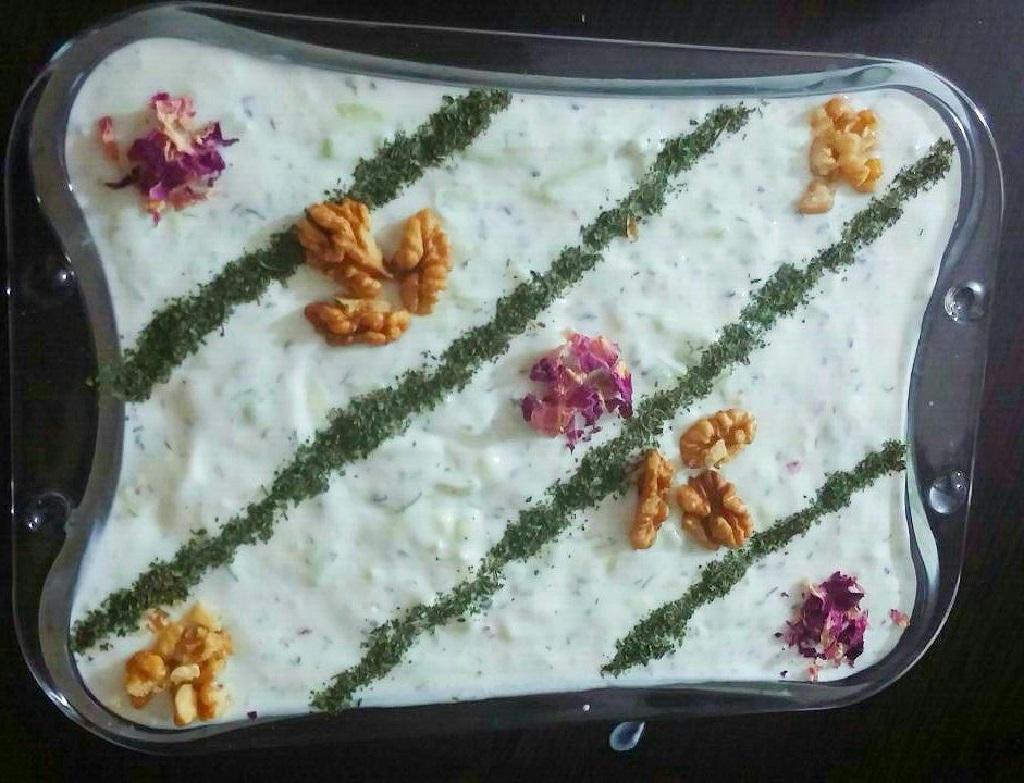 مدل تزیین ماست و خیار یا گردو3