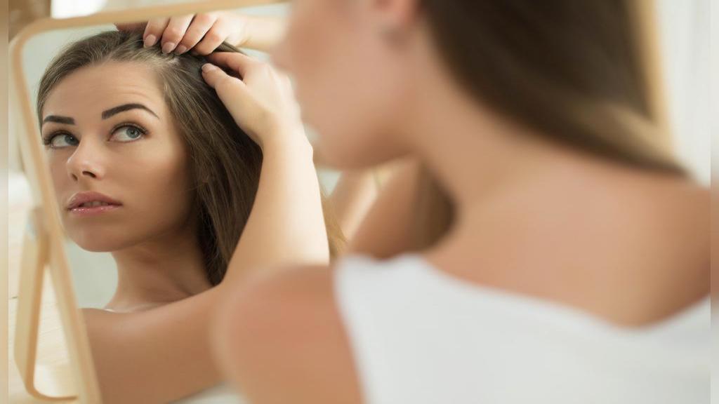 علت های ریزش مو در طول حاملگی یا بعد از آن و روش های درمان و جلوگیری از آن