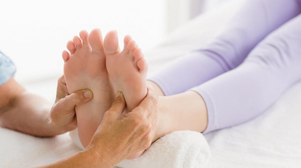 علائم نوروپاتی که عامل سوزش کف پاها می باشد