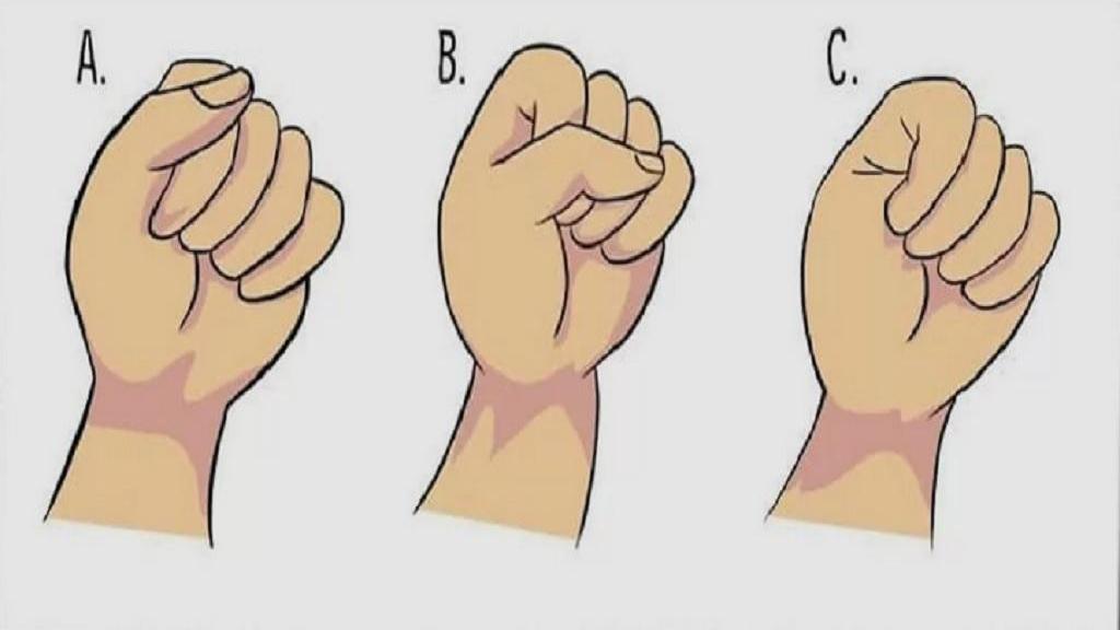 نوع بستن مشتتان نشانه چیست؛ تست شخصیت شناسی از مدل مشت کردن دست