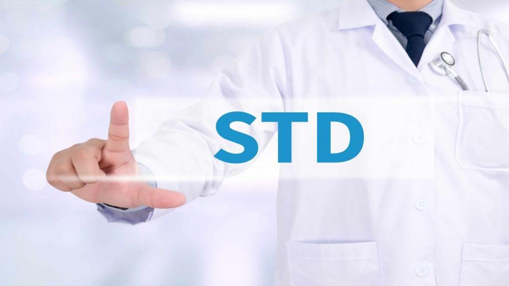 9 بیماری مقاربتی (STDs) که از راه رابطه دهانی منتقل می شود و درمان