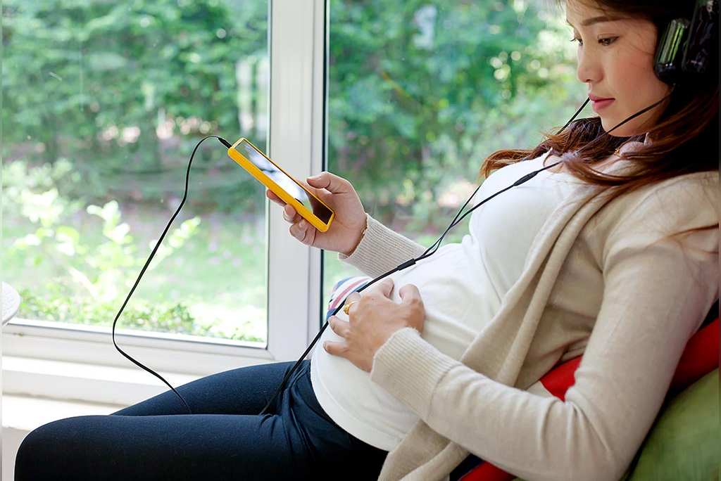 آیا استفاده از گوشی برای جنین مضر است؟