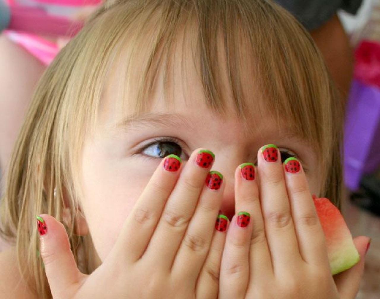 مدل ناخن شب یلدا بچه گانه